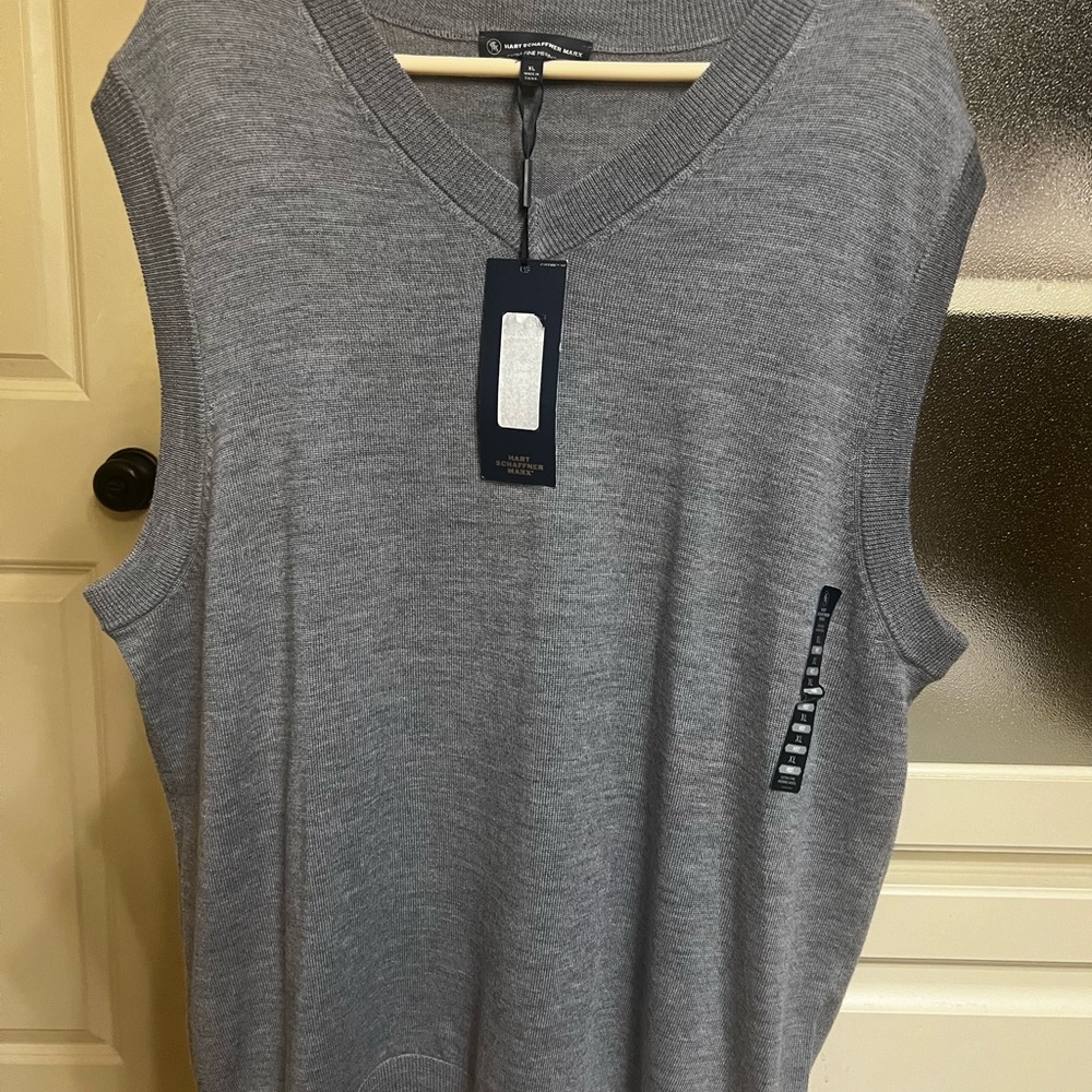 Hart Schaffner Marx Gray Merino Wool Sweater